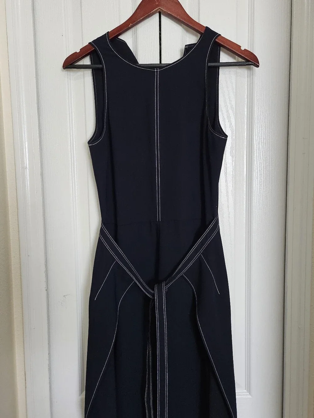 Joie Navy Blue Contrast Stitch Sleeveless Jumpsuit Tie Waist Women's Size 2.